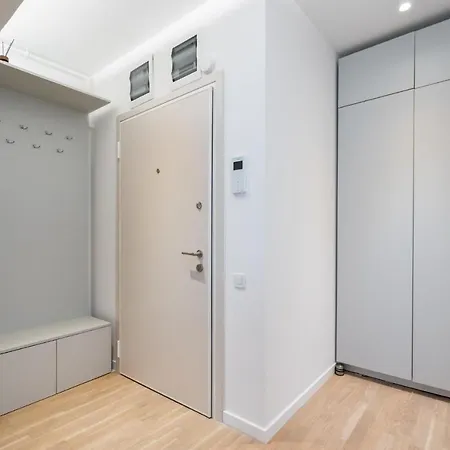 Apartment Zen 1 & 2 - With Parking *