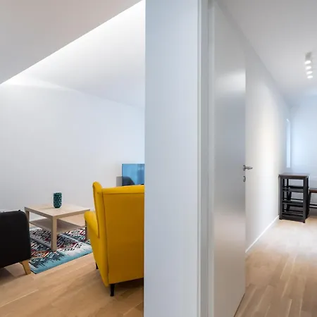 Zen 1 & 2 - With Parking Apartment Bukarest