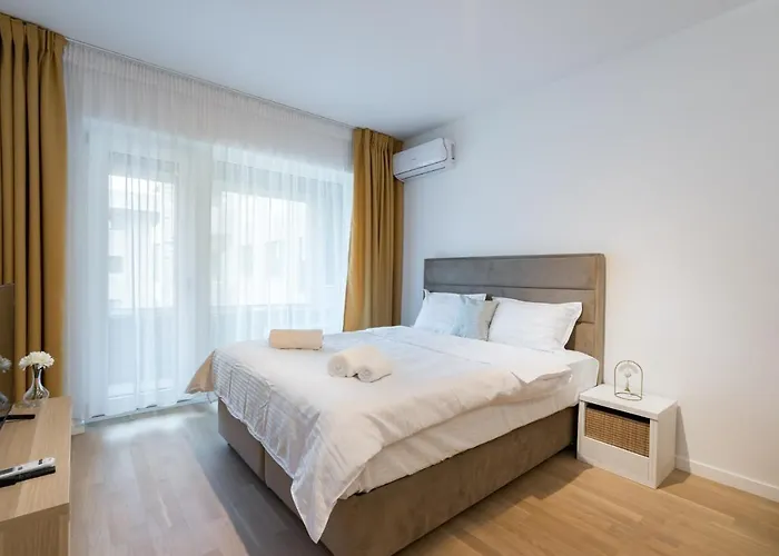 Zen 1 & 2 - With Parking Bukareszt