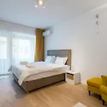 Apartment Zen 1 & 2 - With Parking *