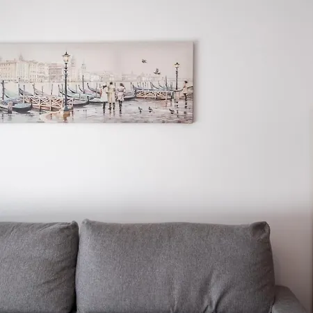 Apartment Zen 1 & 2 - With Parking *