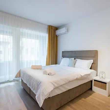 Zen 1 & 2 - With Parking Bukarest